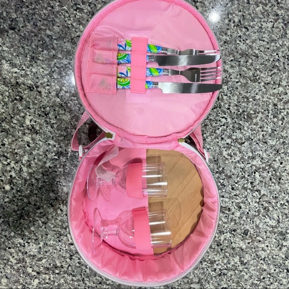 NWOT Lilly Pulitzer Picnic Bag - Picture 4 of 6